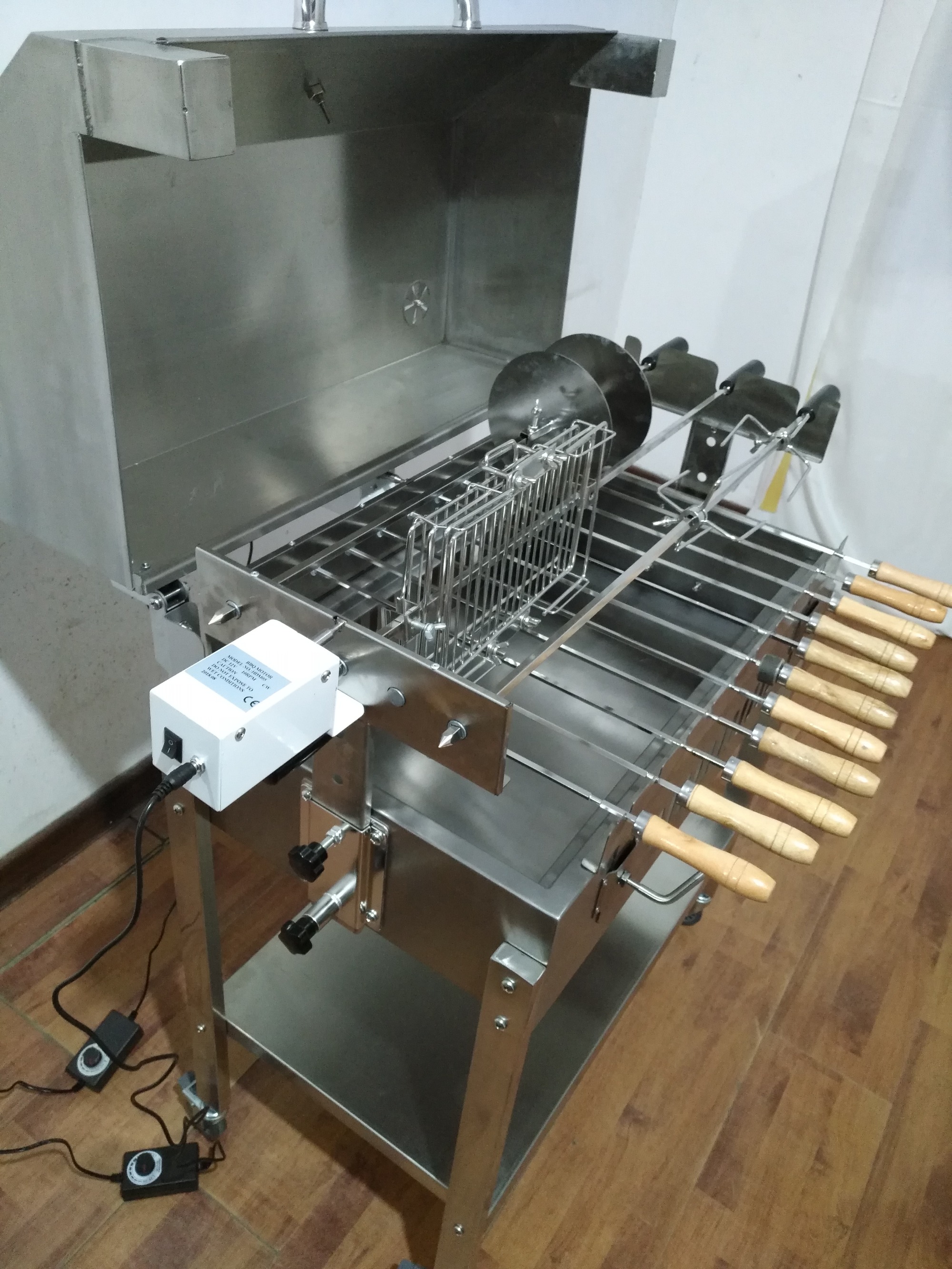 Automatic rotisserie barbecue!